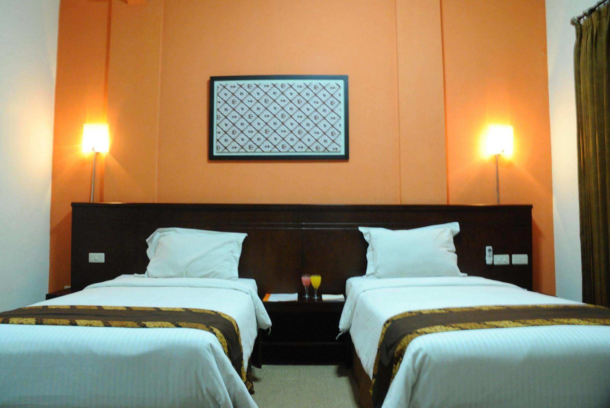 Aryuka Hotel *